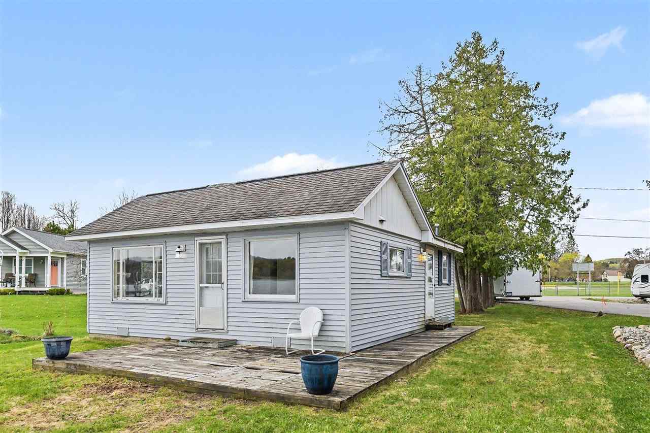 400 Dr. Dickens Drive