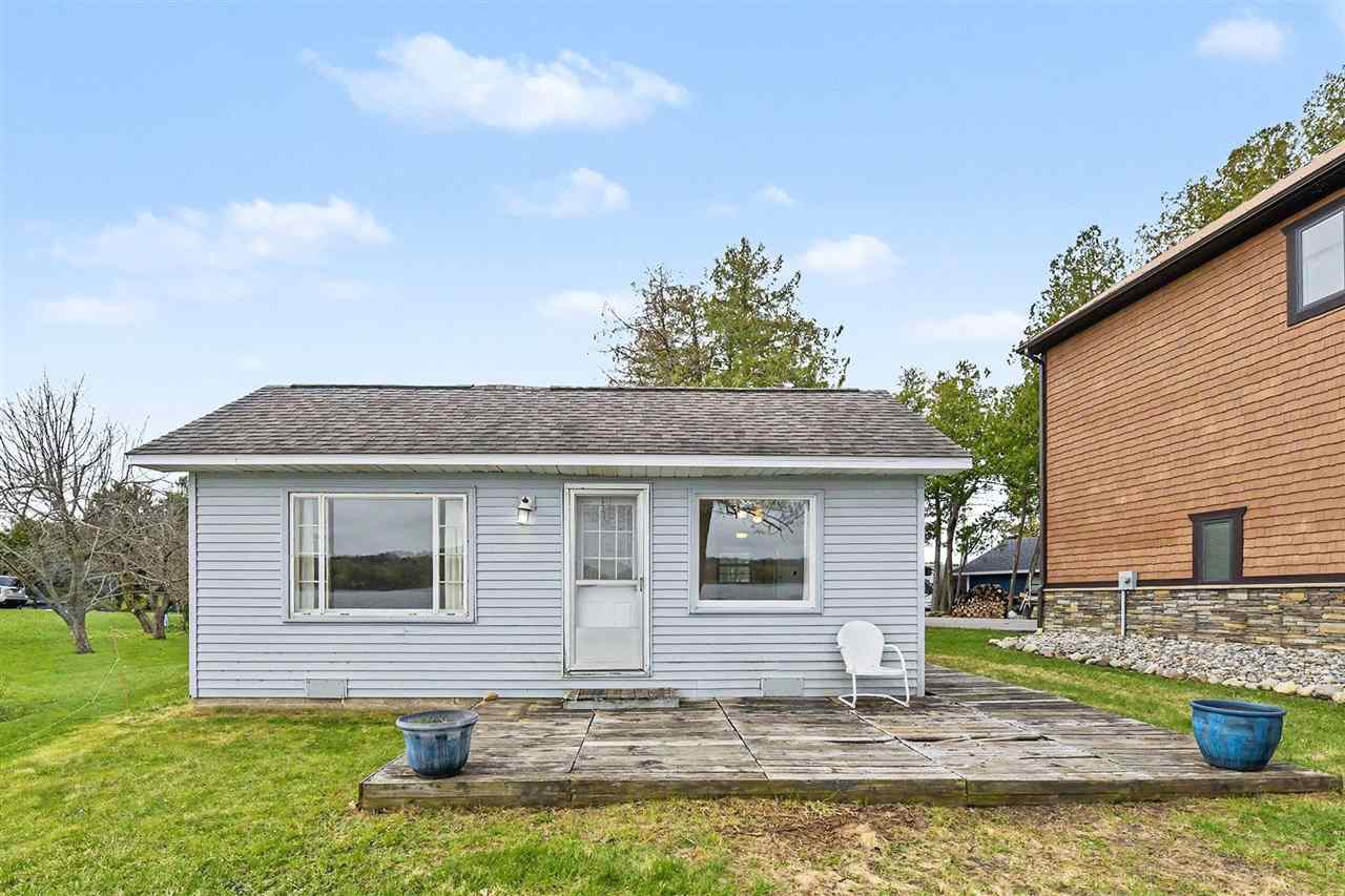 400 Dr. Dickens Drive