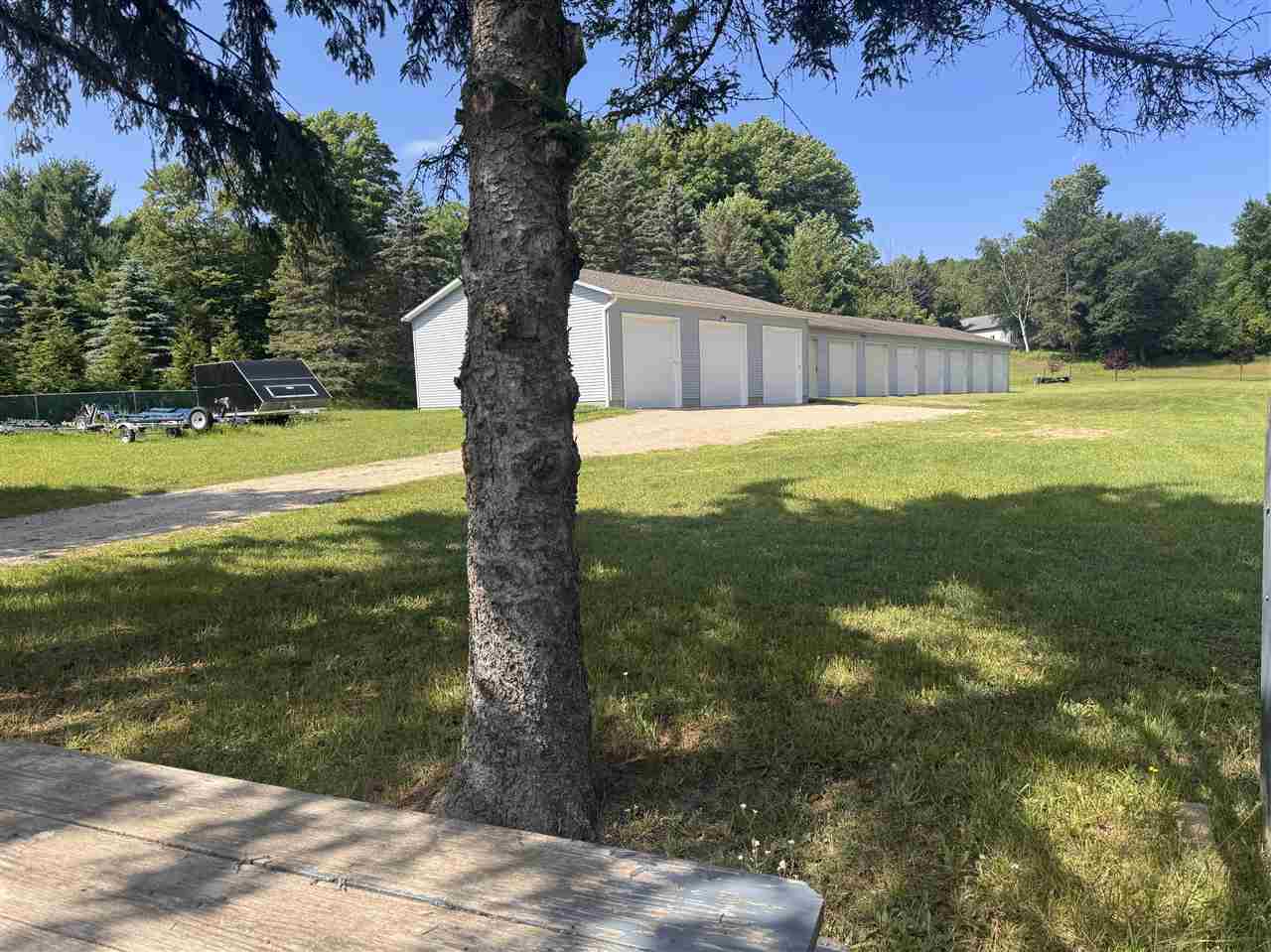 506 N Lake Unit: 11