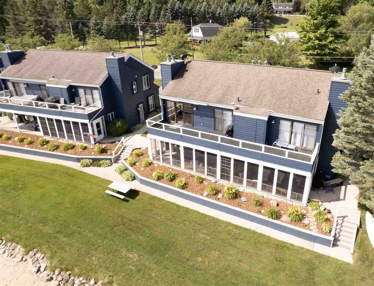 506 N Lake Unit: 11