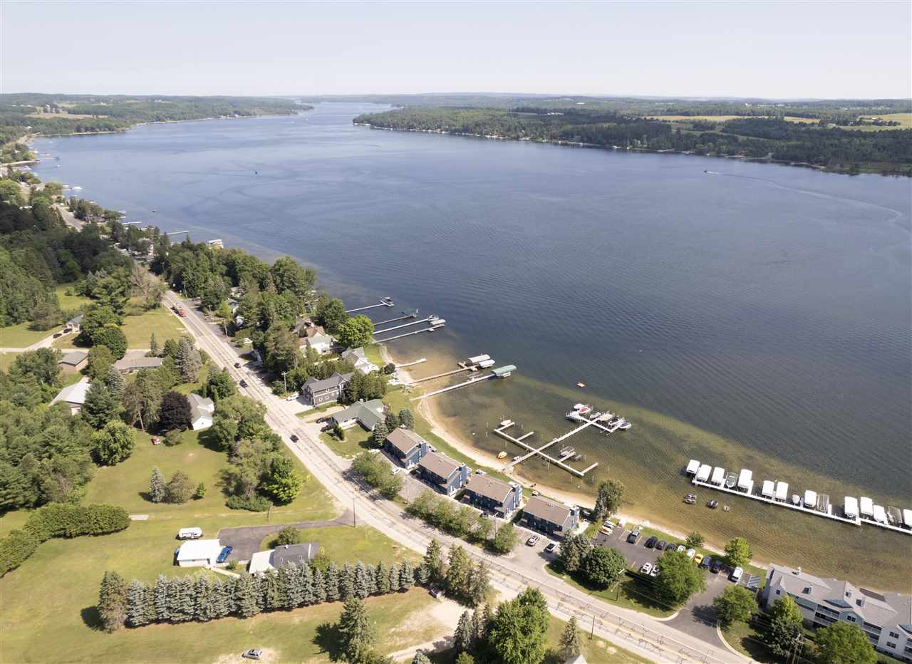 506 N Lake Unit: 11