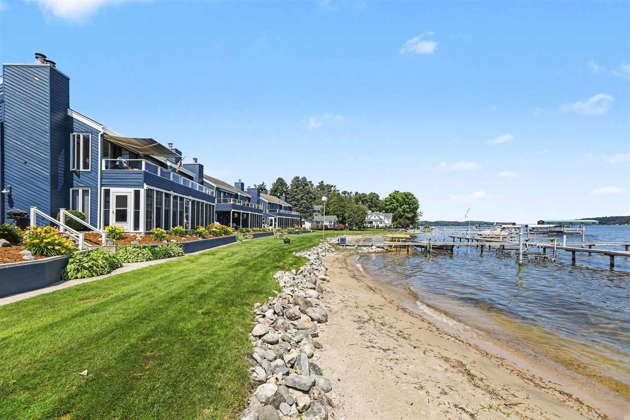 506 N Lake Unit: 11