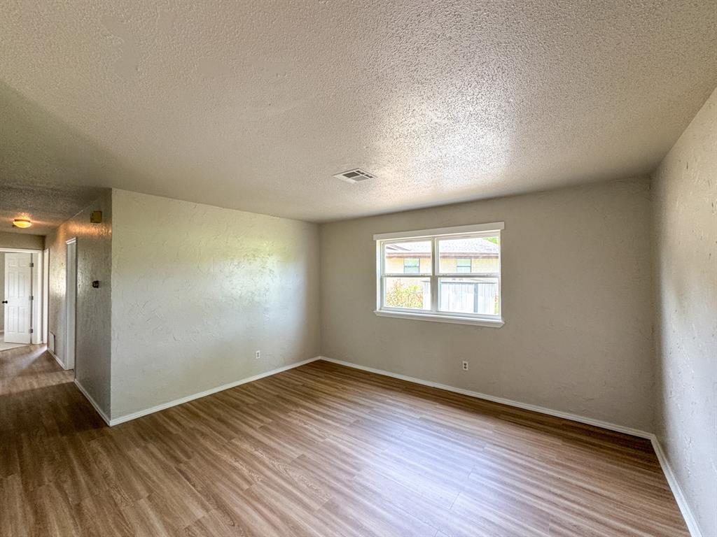 1736 Brandon Circle