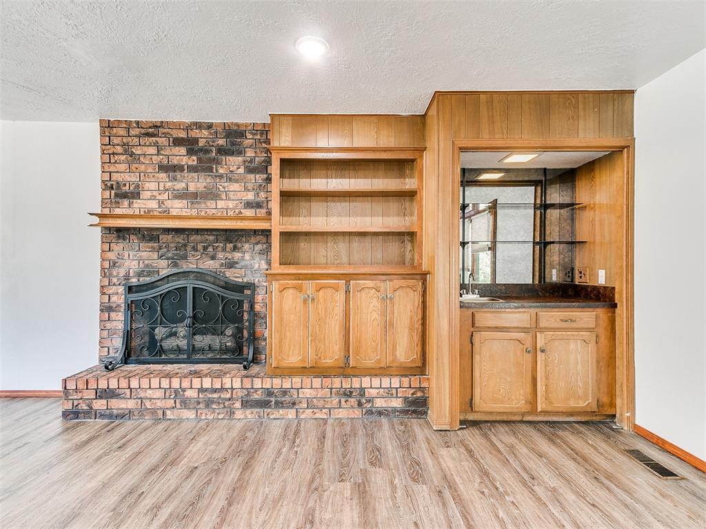 3317 Greenwood Drive