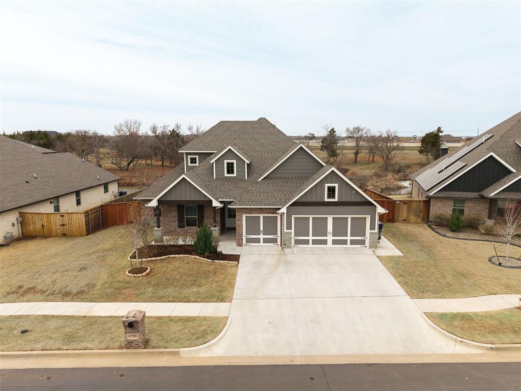 12709 Pinewood Lane