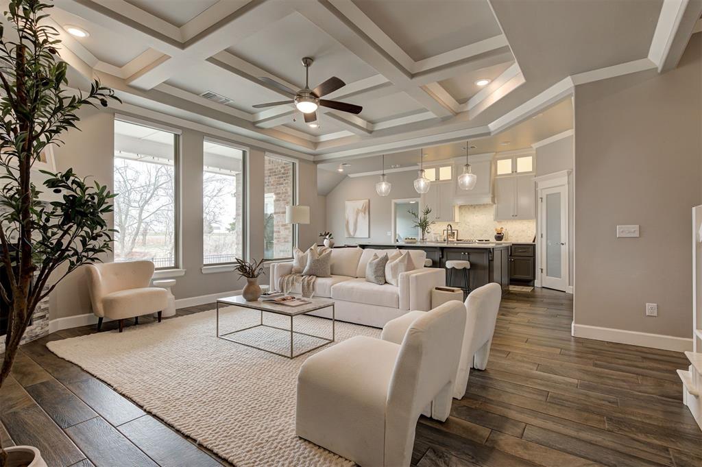 12709 Pinewood Lane