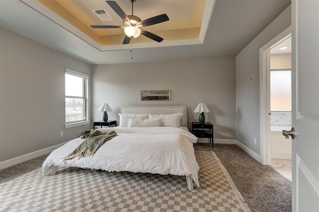 12709 Pinewood Lane