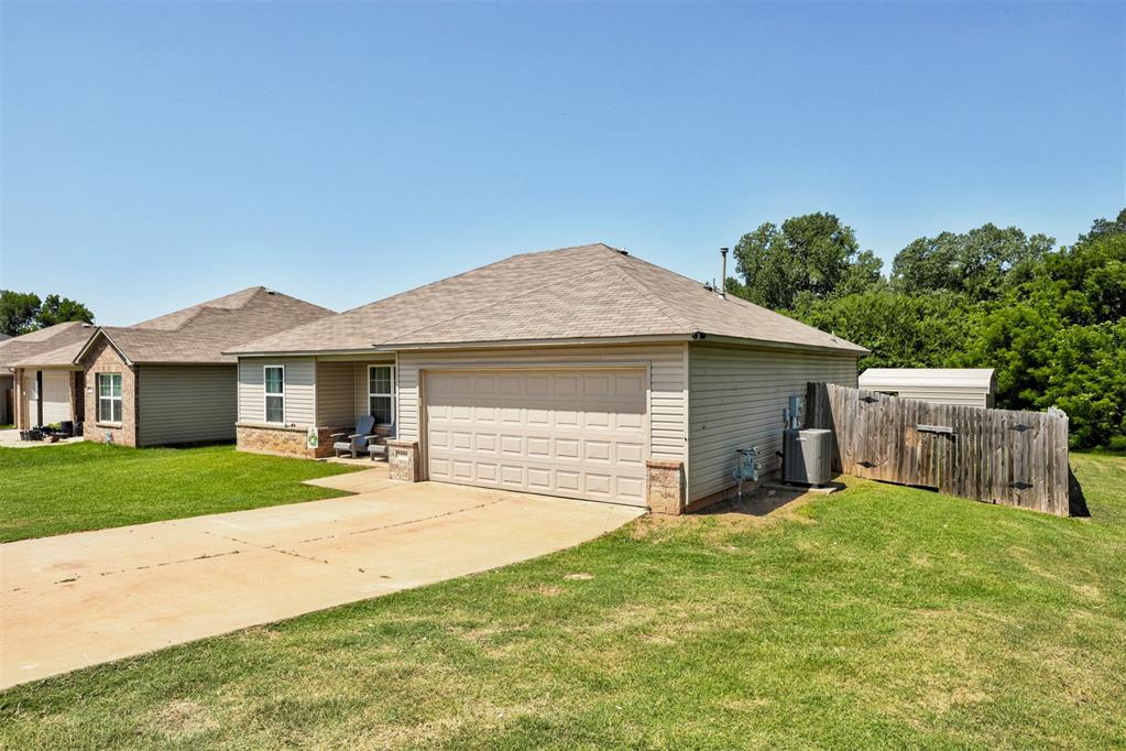 1000 Claystone Way