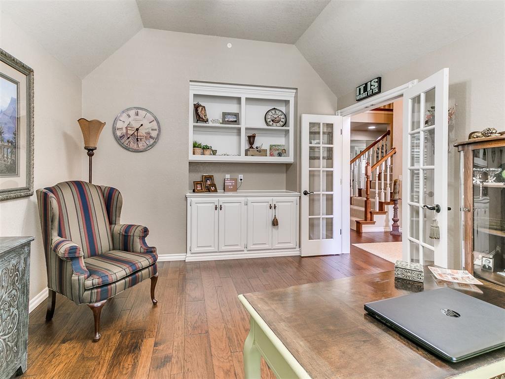 3301 Riverwalk Drive