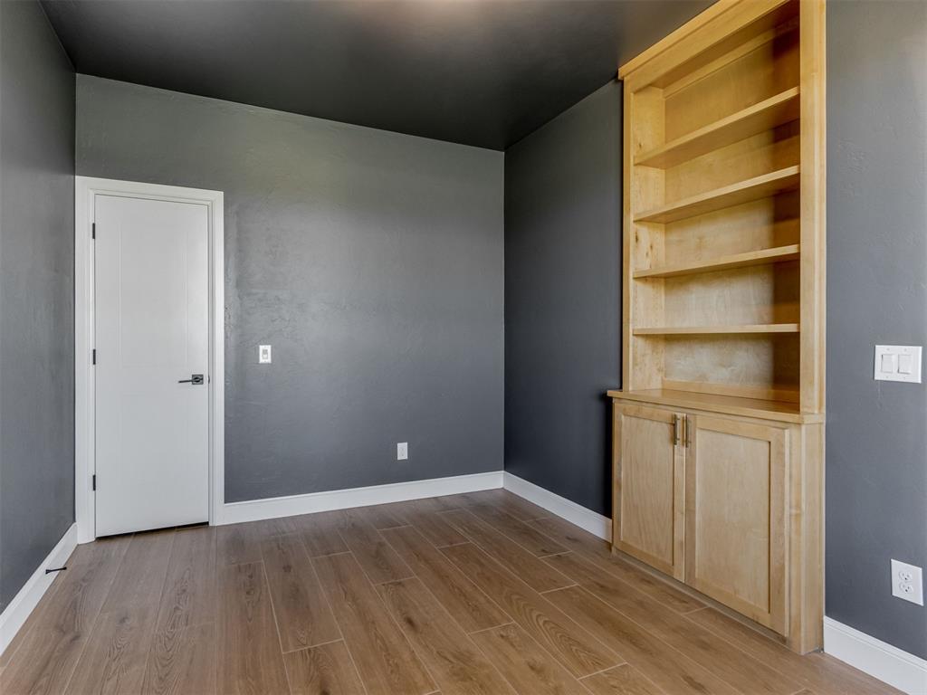 1933 SW 41st Terrace