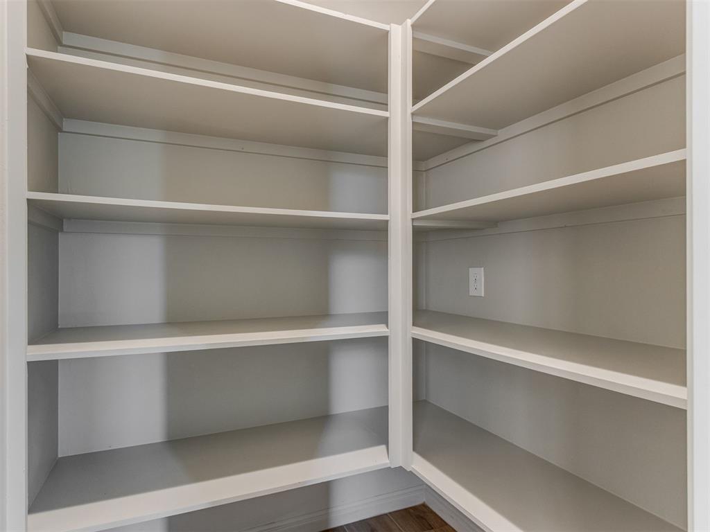 1933 SW 41st Terrace