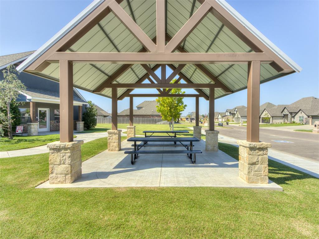 1933 SW 41st Terrace