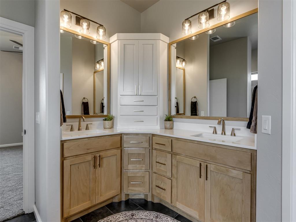 1933 SW 41st Terrace