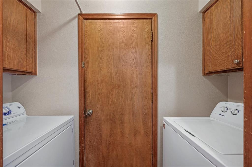 2601 Wood Hollow Street