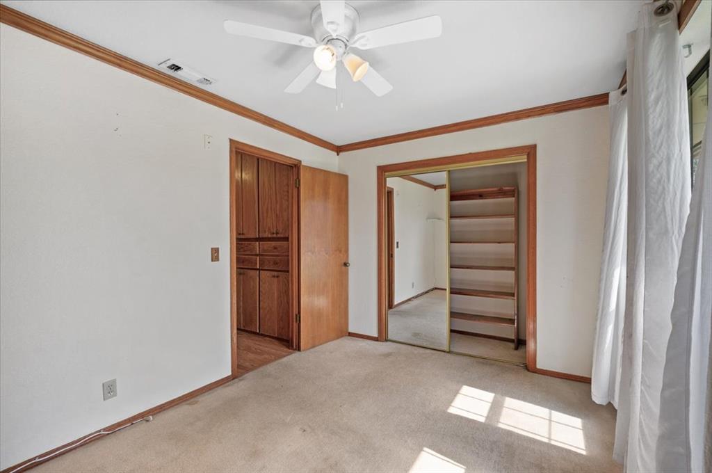 2601 Wood Hollow Street
