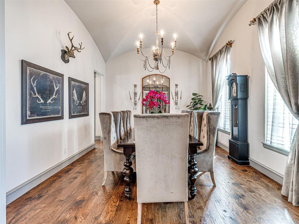 1907 Rosebrook Court