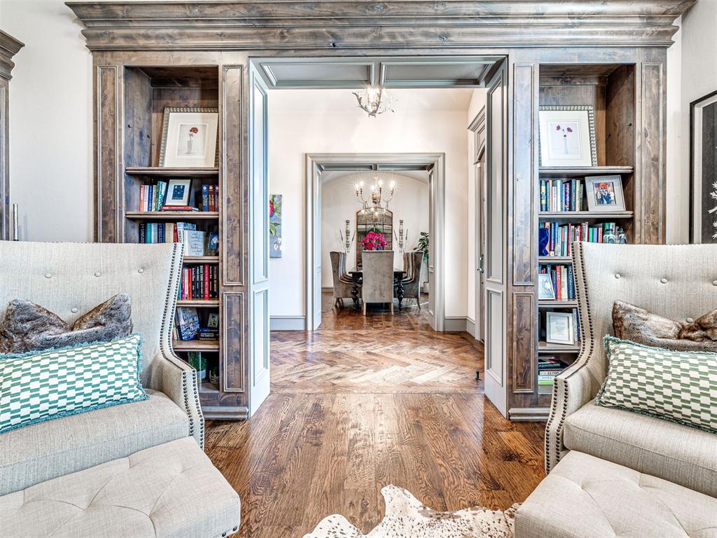 1907 Rosebrook Court