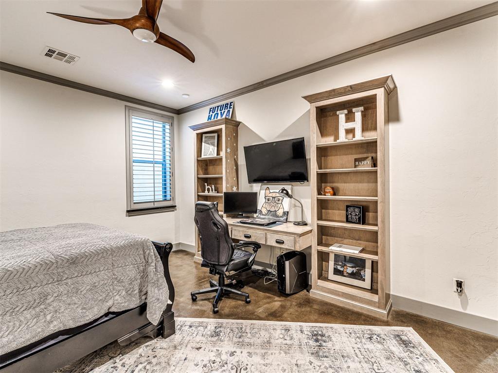 1907 Rosebrook Court