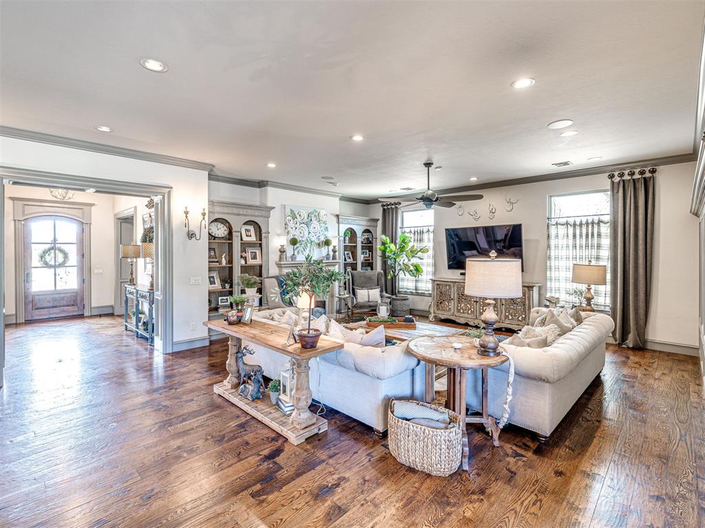 1907 Rosebrook Court