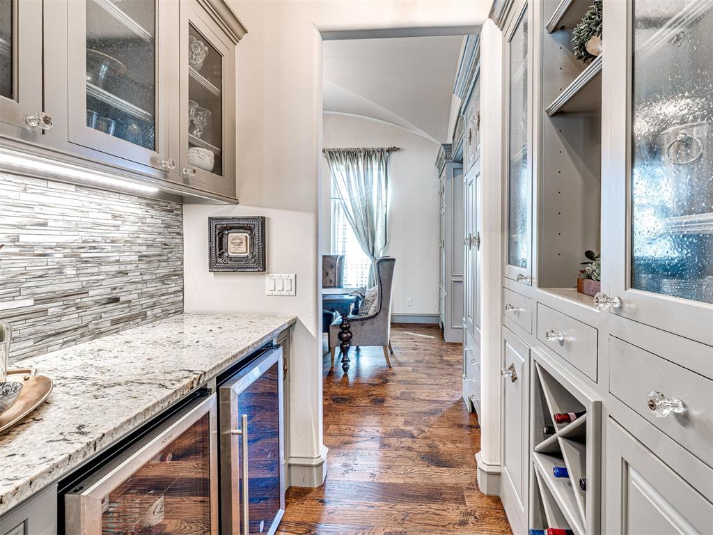 1907 Rosebrook Court