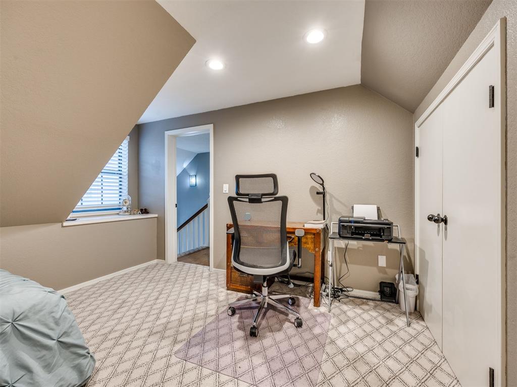 1704 Winding Ridge Road