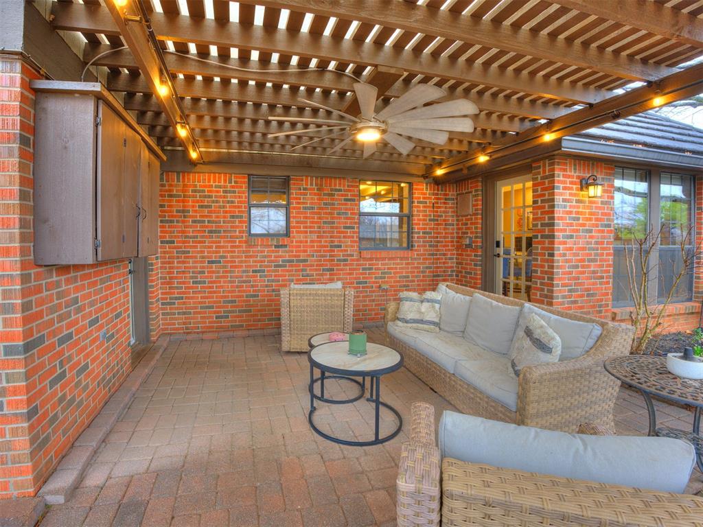 1704 Winding Ridge Road