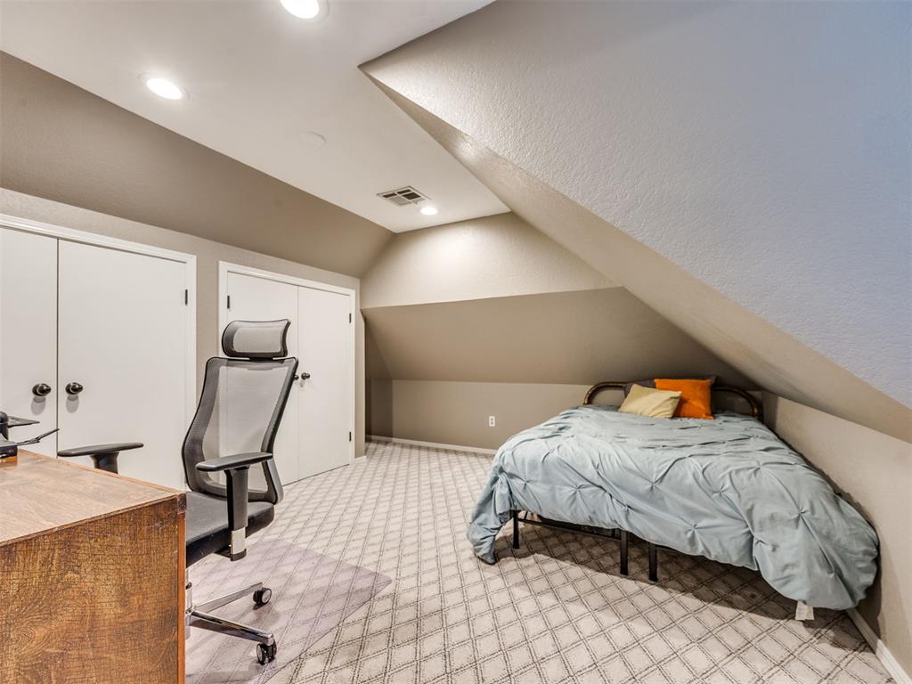 1704 Winding Ridge Road