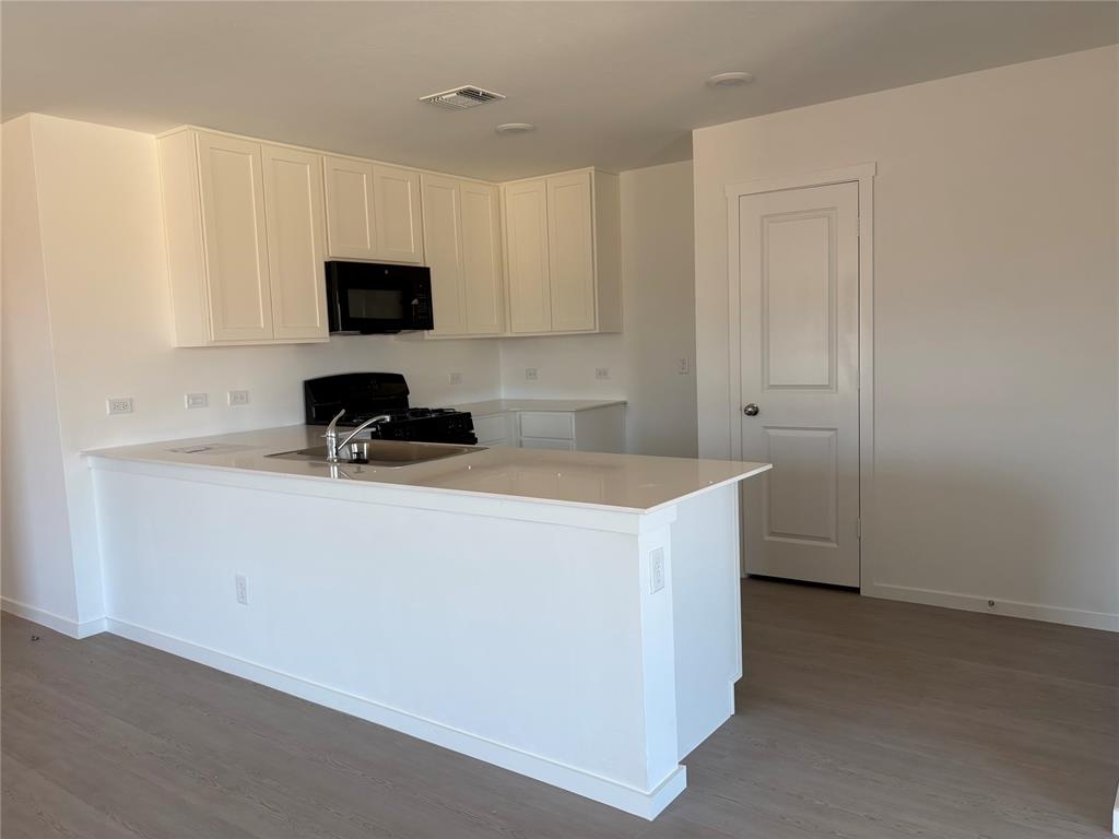 1901 Chestnut Oak Court