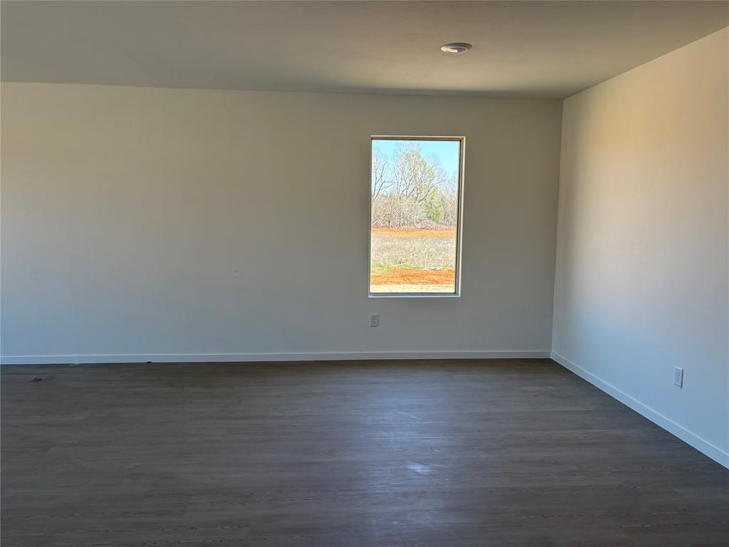 1901 Chestnut Oak Court
