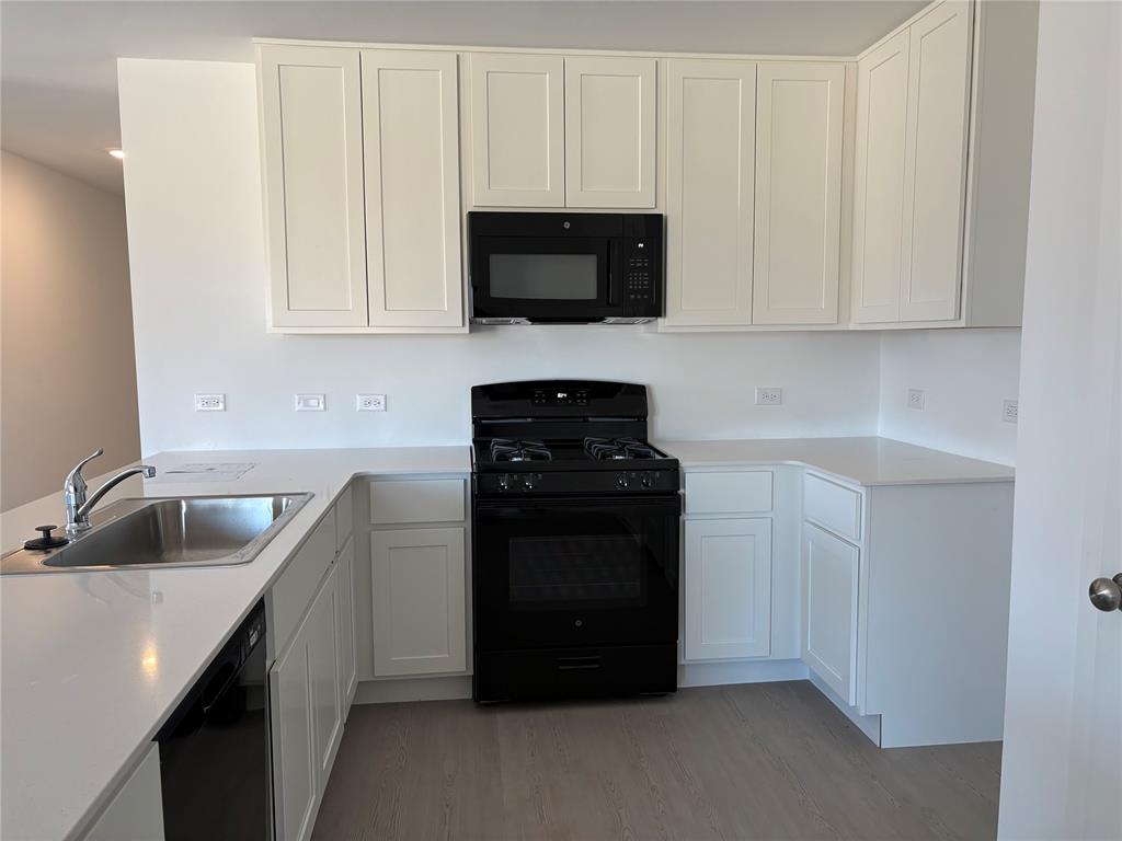 1901 Chestnut Oak Court