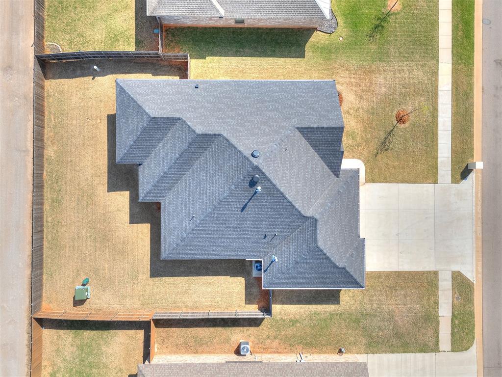 1525 NW 17th Place