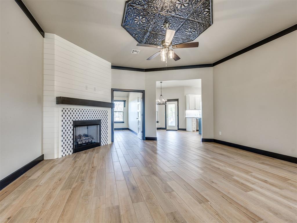 1525 NW 17th Place