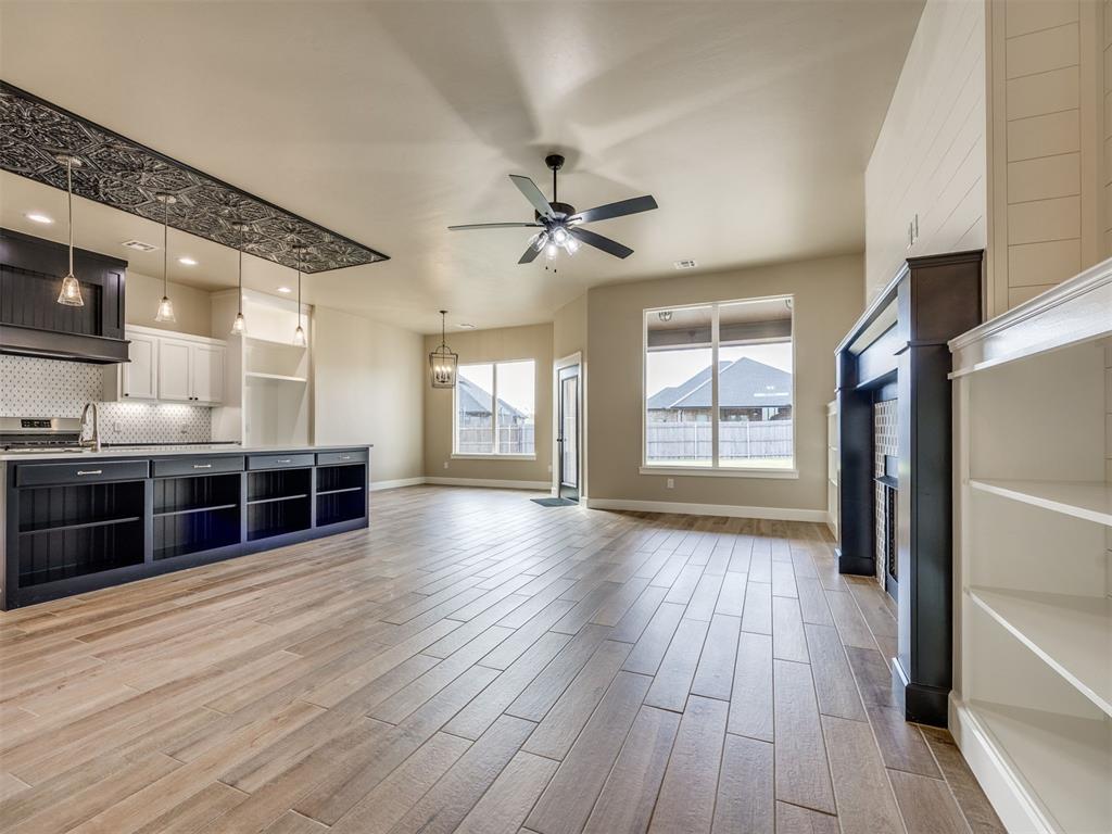 1124 NW 17th Place