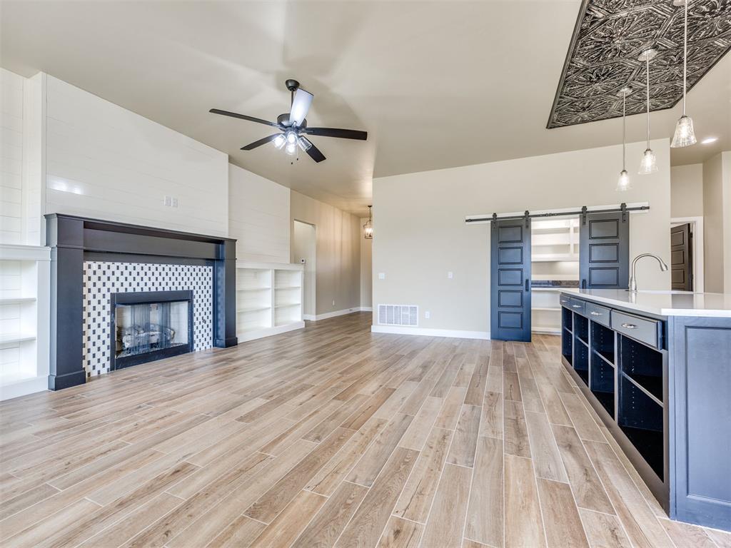 1124 NW 17th Place