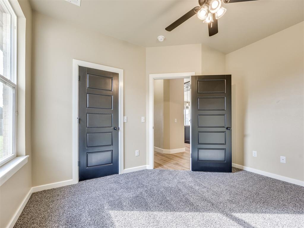 1124 NW 17th Place