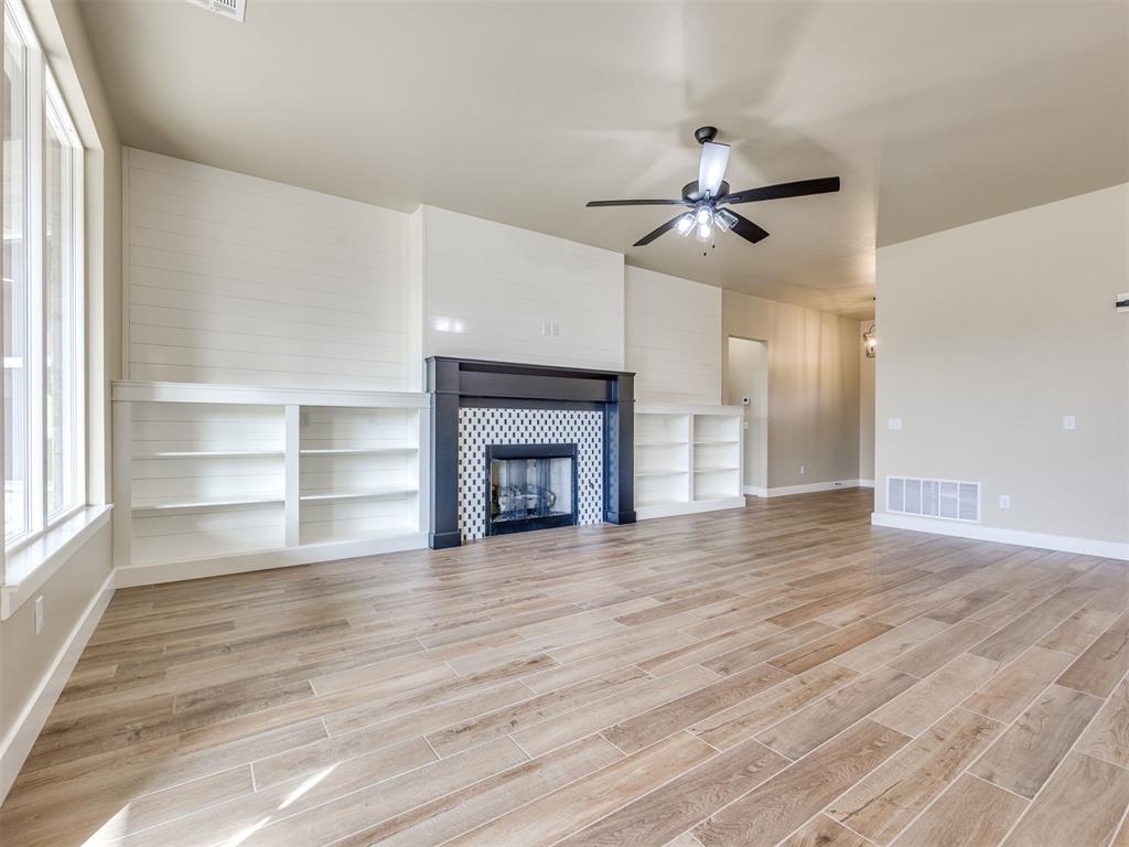 1124 NW 17th Place