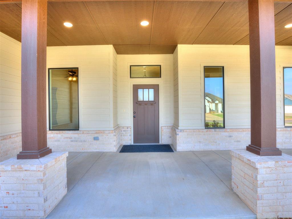 1124 NW 17th Place