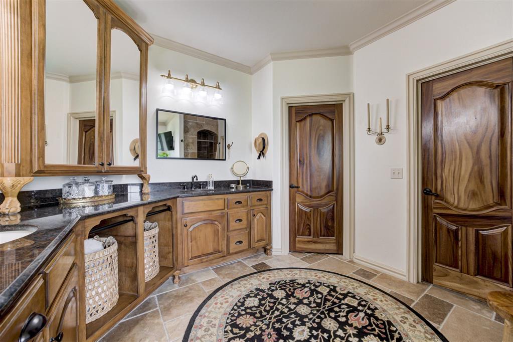 17900 Chatham Hills Road