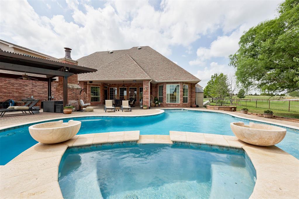 17900 Chatham Hills Road