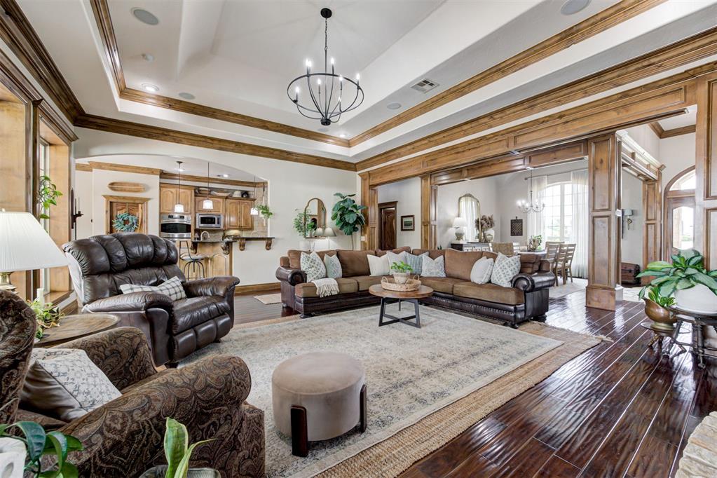 17900 Chatham Hills Road