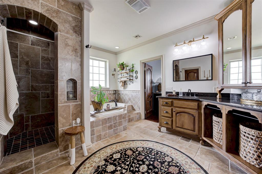 17900 Chatham Hills Road