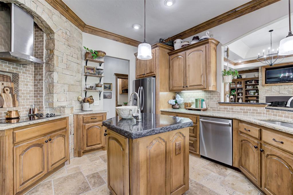 17900 Chatham Hills Road