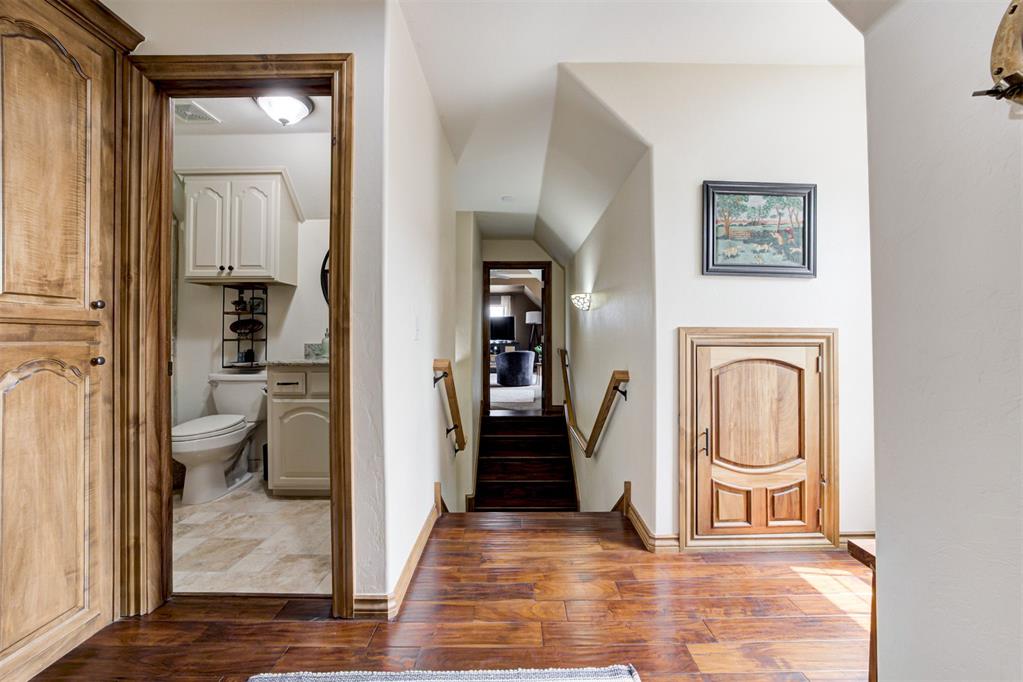 17900 Chatham Hills Road