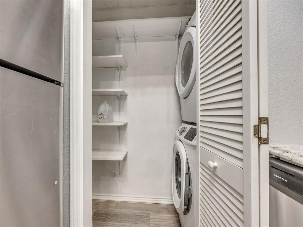 3003 River Oaks Drive Unit: 204