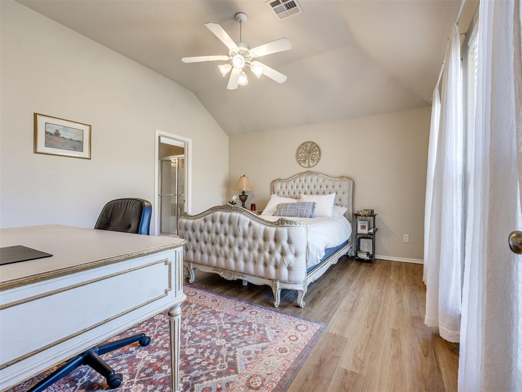 516 Woodsong Drive