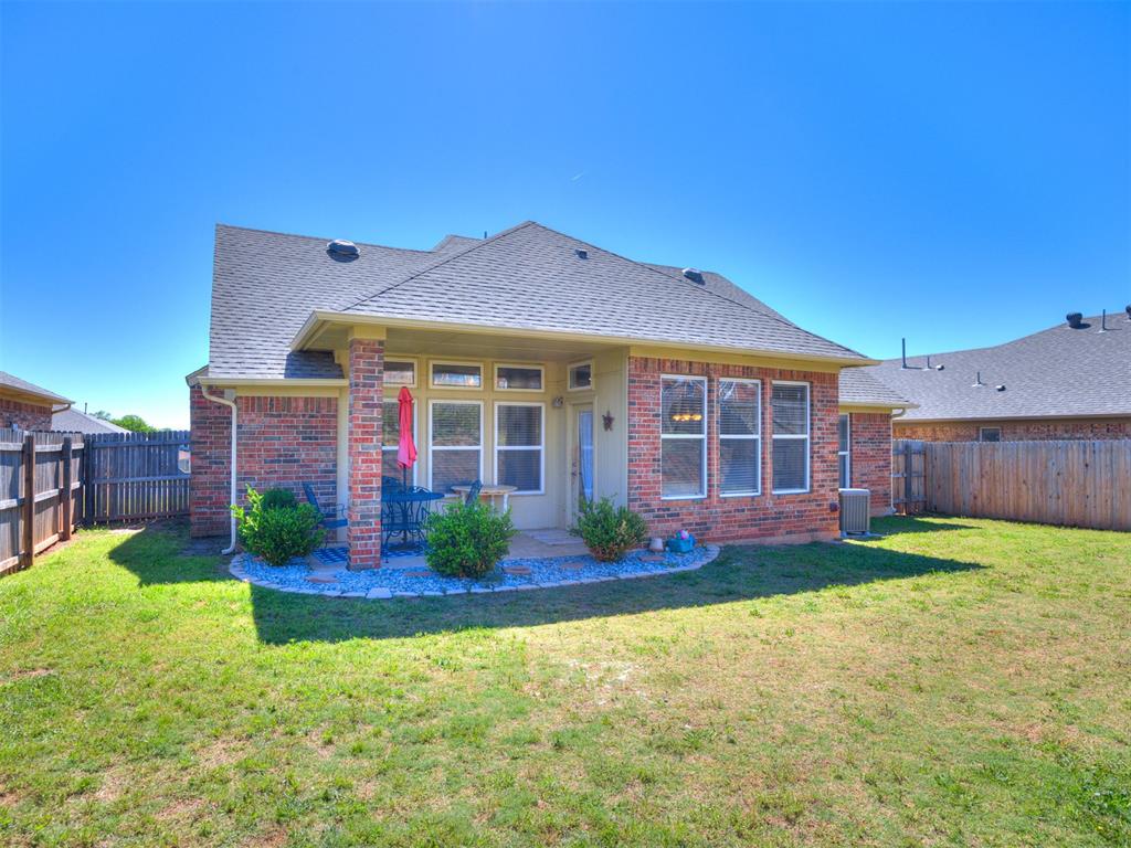 516 Woodsong Drive