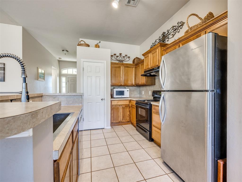 516 Woodsong Drive