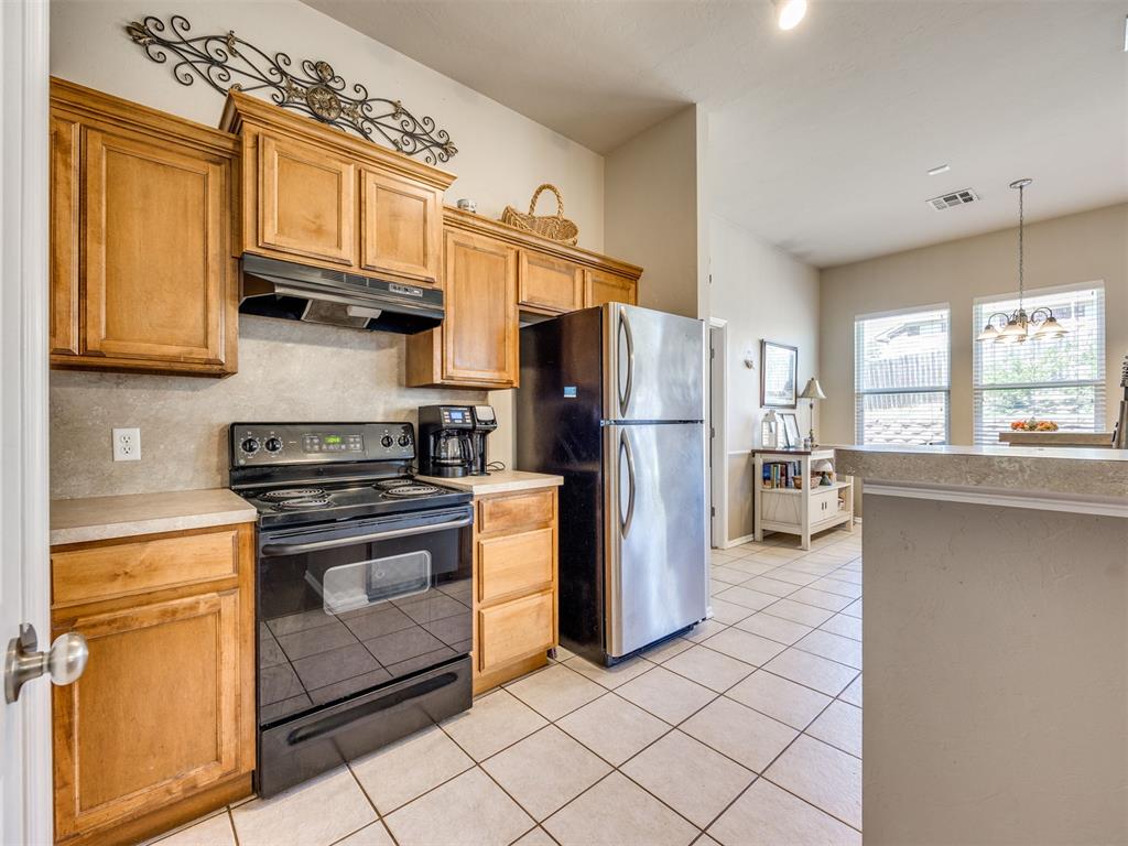 516 Woodsong Drive