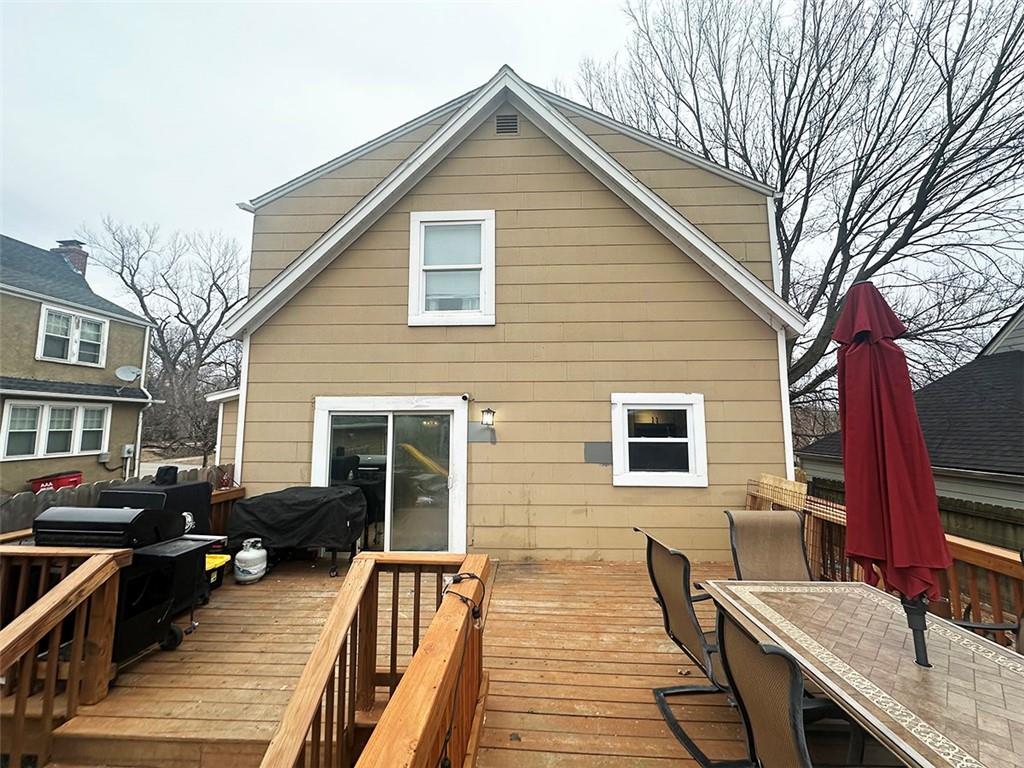 318 N Crysler Avenue