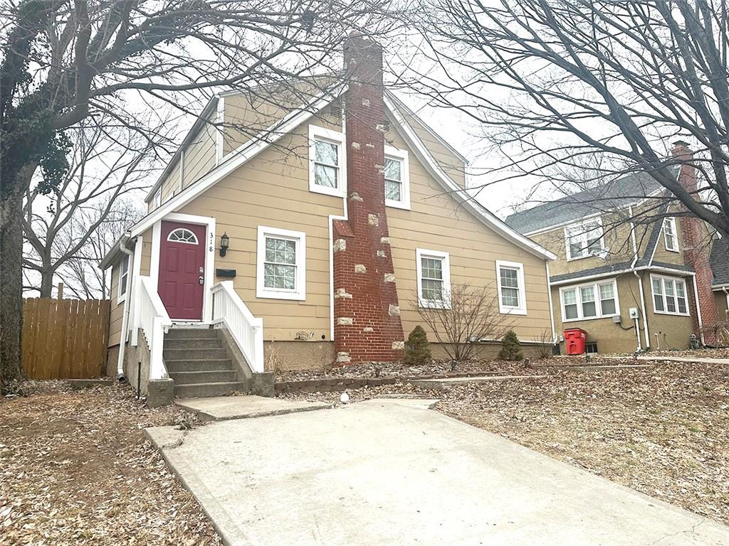 318 N Crysler Avenue